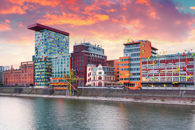 Road trip à Dusseldorf, Allemagne